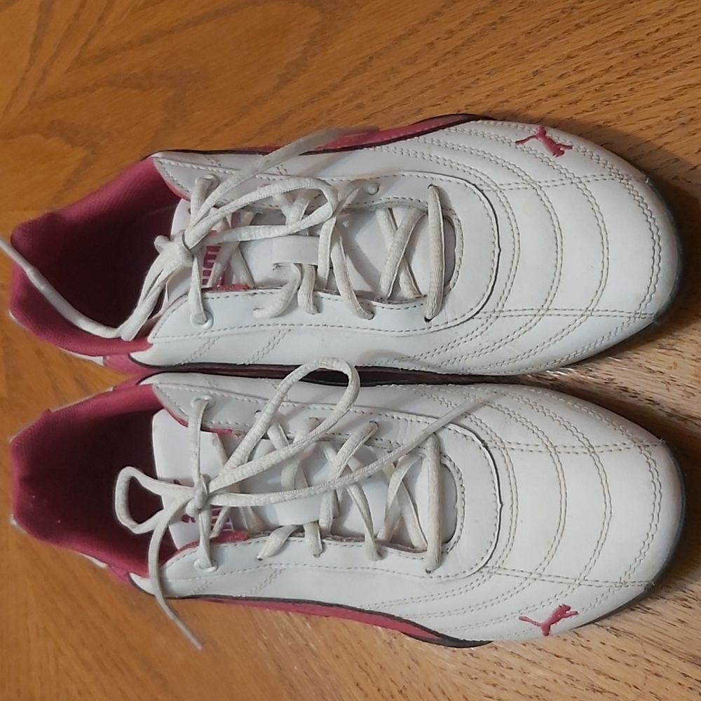 Puma runners,